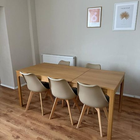 شقة Gemuetliche 93M² Wohlfuehlflaeche Mit Ausblick Zum Weltkulturerbe! إسن المظهر الخارجي الصورة